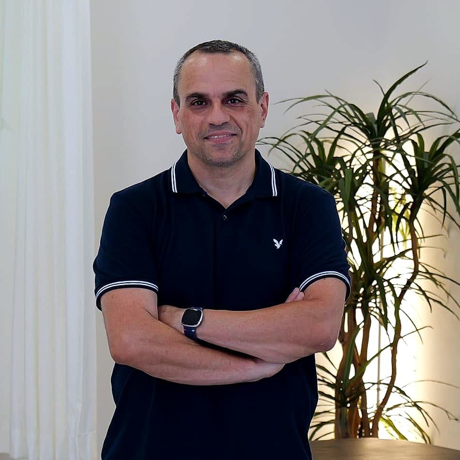 Reza Khadem, Massage Therapist at Look Up Physio Clinic